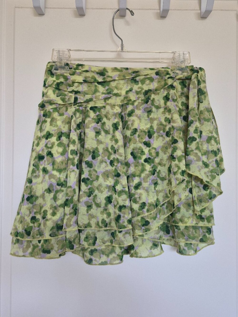 Aerie Wrap Mini Skirt Womens XS Green Floral Chiffon Side Tie Ruffle